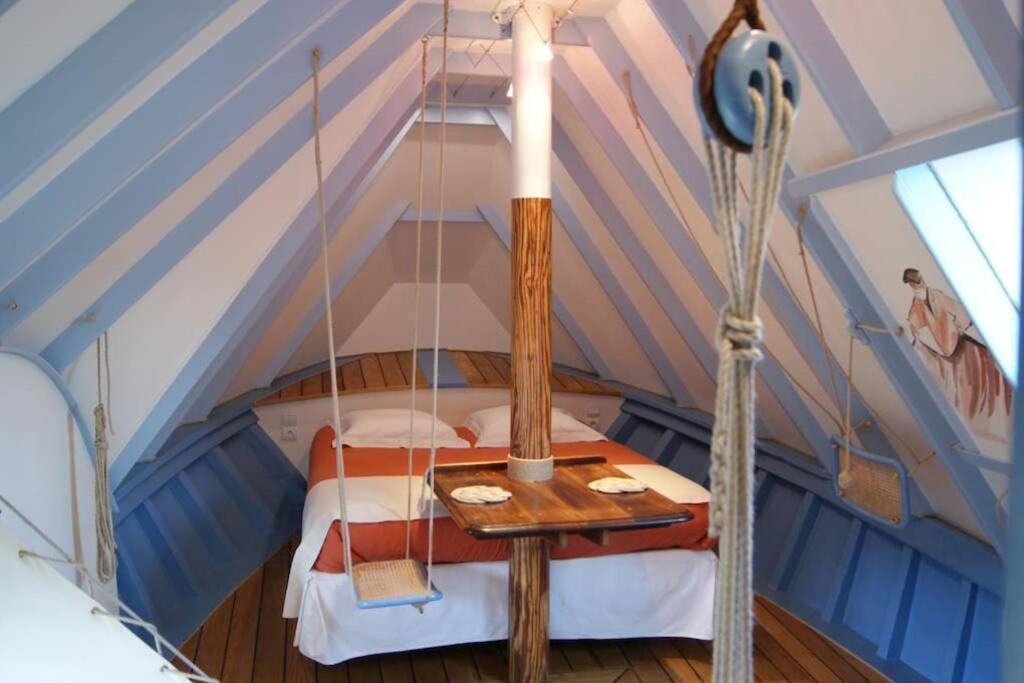 Unique et insolite, Chambre privée - La Caloge de Kastell Dinn Crozon Esterno foto