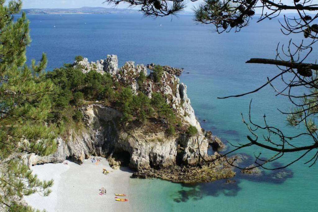Unique et insolite, Chambre privée - La Caloge de Kastell Dinn Crozon Esterno foto